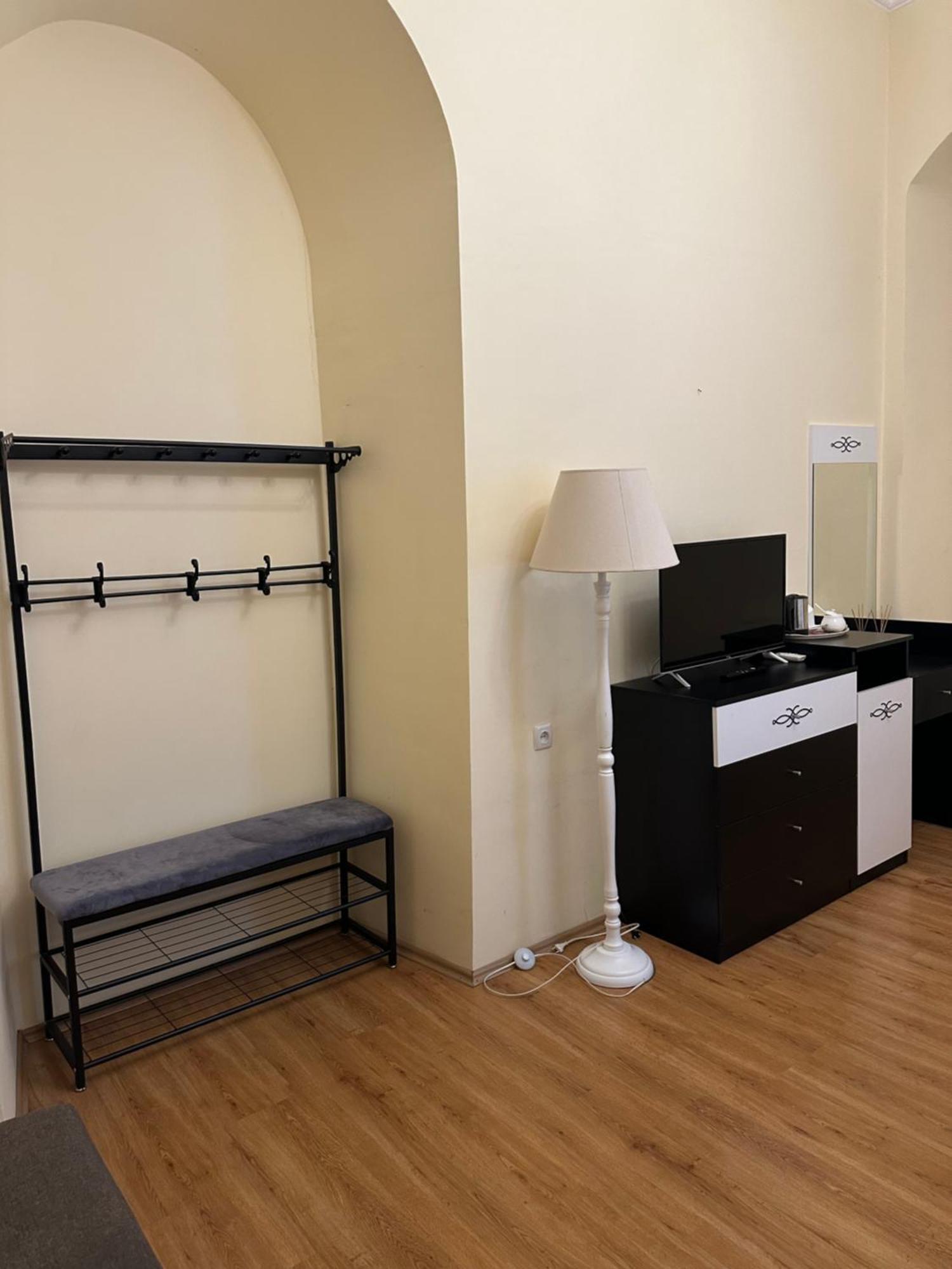 Golden Lion Hotel Sighnaghi Ngoại thất bức ảnh