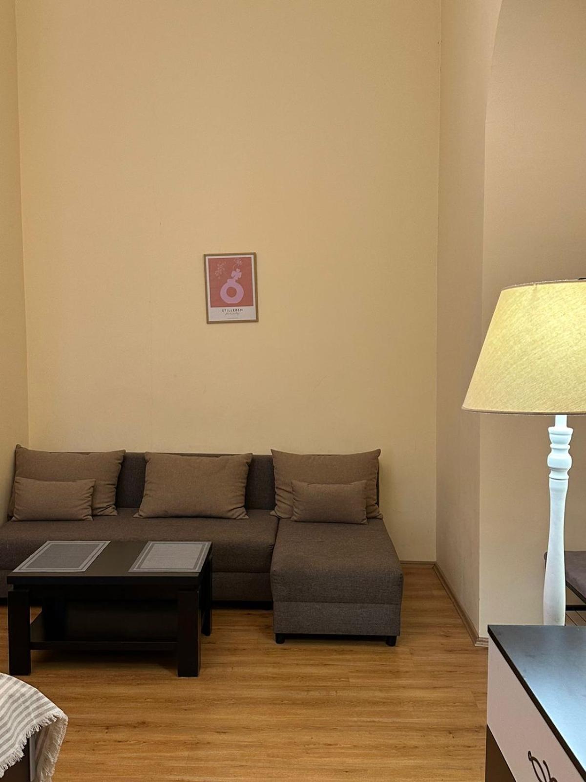 Golden Lion Hotel Sighnaghi Ngoại thất bức ảnh