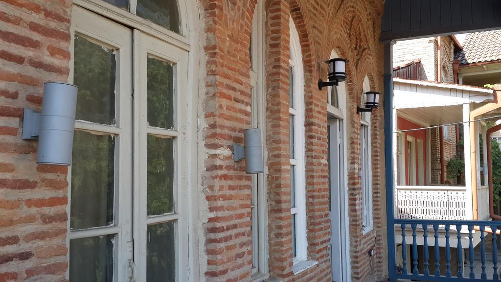 Golden Lion Hotel Sighnaghi Ngoại thất bức ảnh
