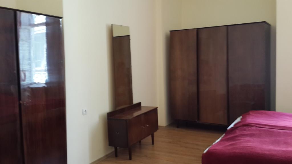Golden Lion Hotel Sighnaghi Ngoại thất bức ảnh